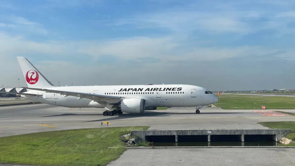 oneworld airline Japan Airlines 787