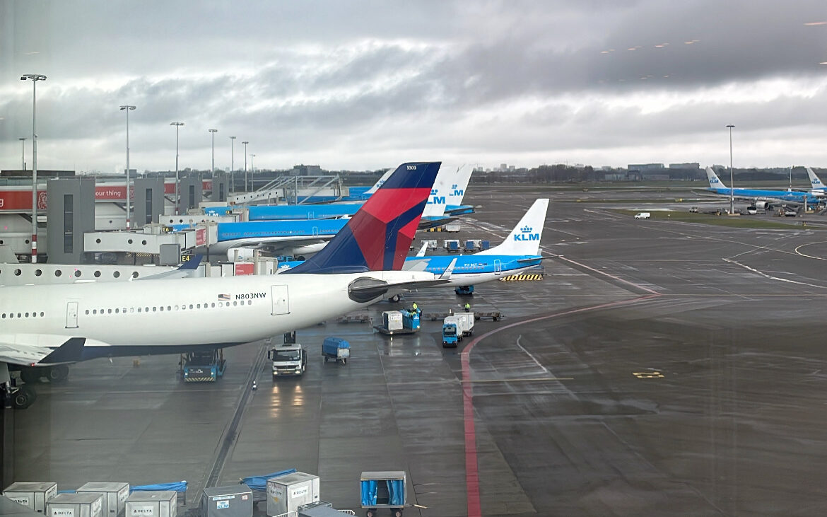Delta and KLM Planes at Amsterdam Schiphol Airport