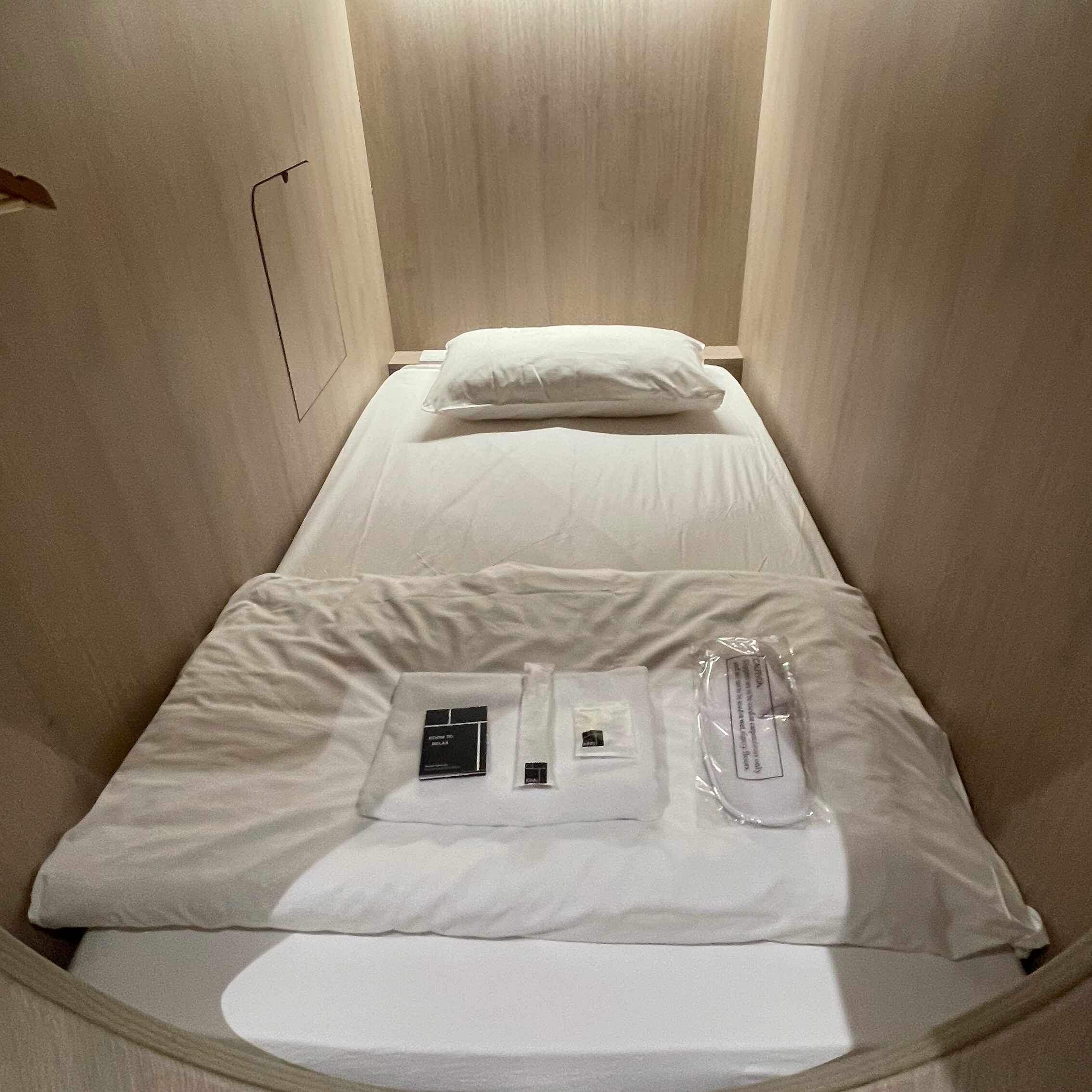 Capsule Hotel Bed