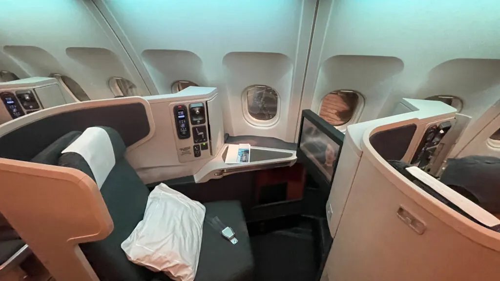 Cathay Pacific Business Class Hong Kong to Taipei Seat