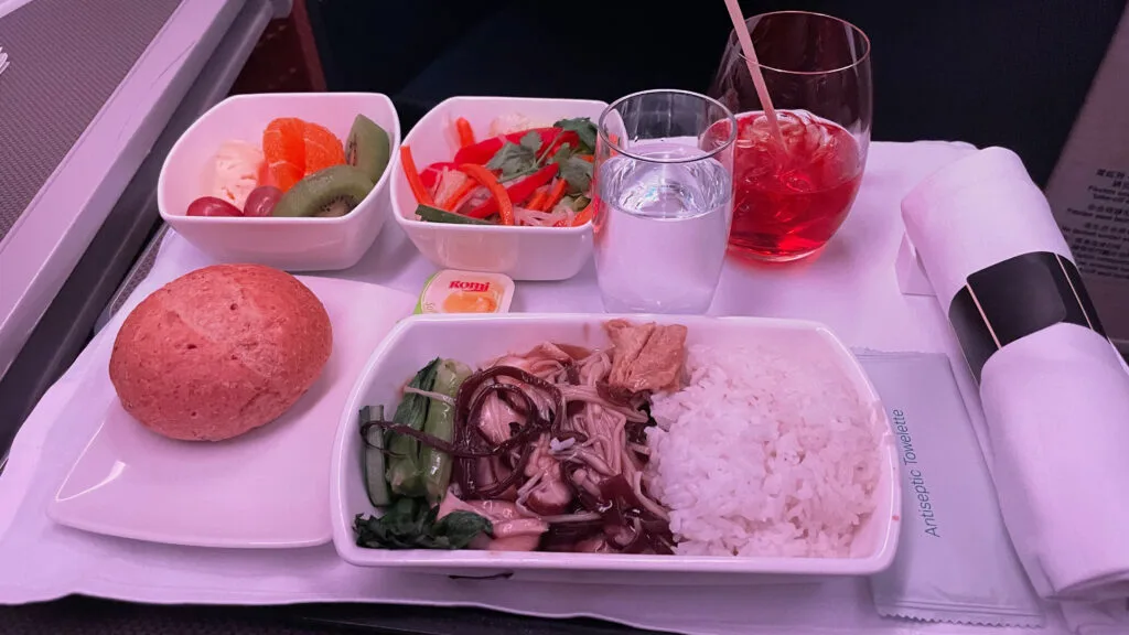 Cathay Pacific Business Class Vegetarian Oriental Special Meal VOML Hong Kong to Taipei