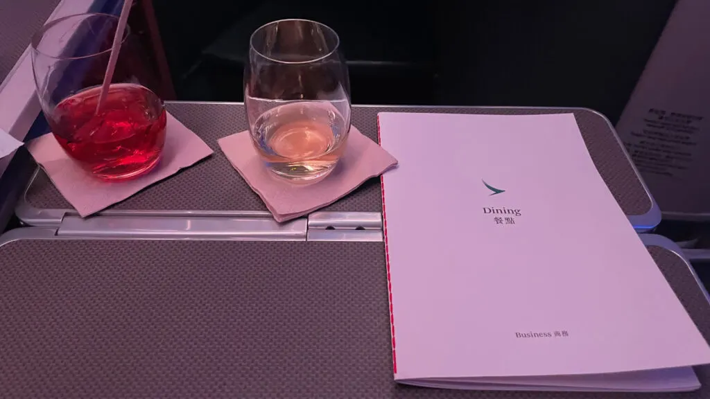 Cathay Pacific Pouilly-Fuisse and Negroni